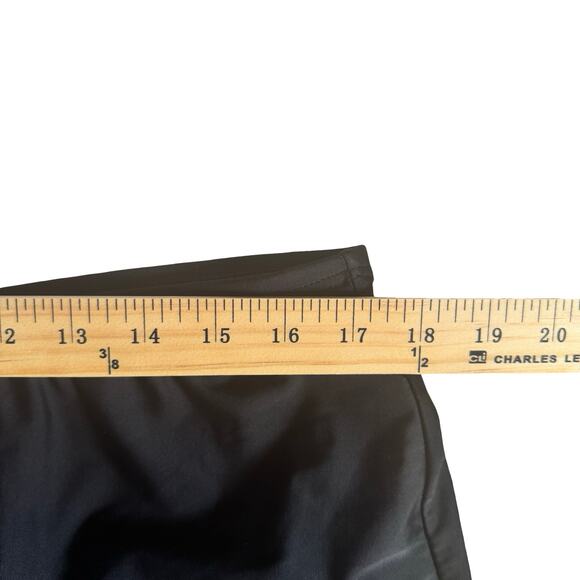 NWOT Croft & Barrow Black Swim Skirt Bottom Size 16 Built-In Briefs - Picture 5 of 6